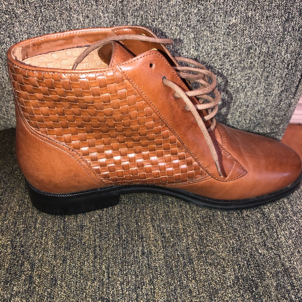 Trotters Brown leather boots sz6.5 w Marlene style - Picture 4 of 8